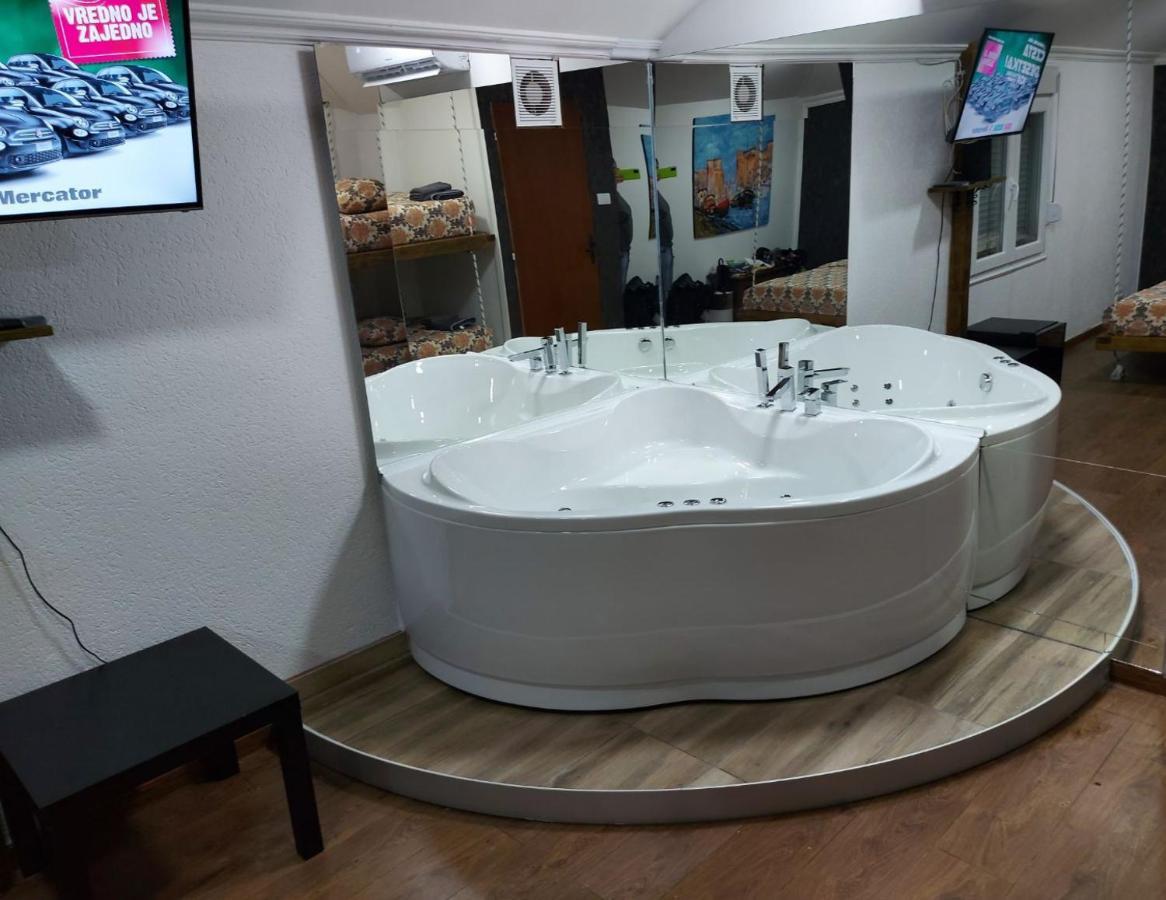 Mistik Secret Apartments Jagodina Eksteriør bilde